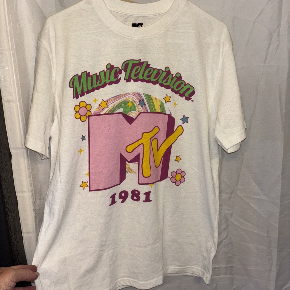 MTV's Music Television 1981 Multicolor Short Sleeve T-Shirt Large 2022